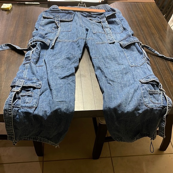 Garage denim cargo pants with straps - Picture 7 of 9